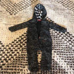 Carter’s Hooded Fleece Jumpsuit Zip-up 👶🏻